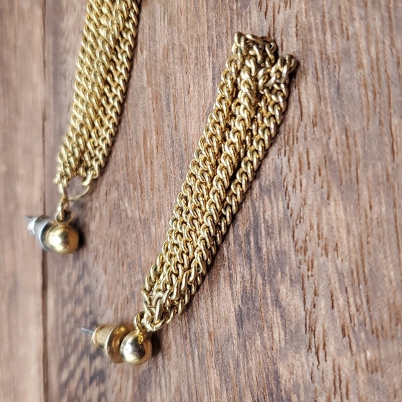 E660 dungeon tassel fringe earrings - Picture 2 of 2